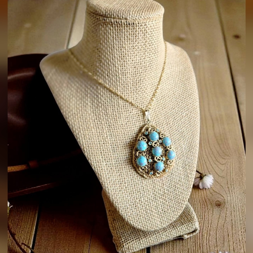 Vtg Czech Filigree/Cannetille Teardrop Glass Necklace Unsigned